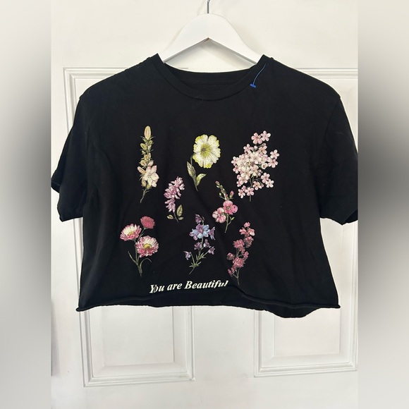 Obsessive Love Tops - Black Floral Crop Tee with Positive Message
